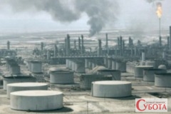 Густий дим над нафтогазовим об'єктом в Ірані після удару США та Ізраїлю