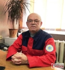 Медичний директор Центру екстреної медичної допомоги Віктор Гриньов у робочому кабінеті