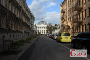 Верховна Рада України підтримала у першому читанні зміни щодо ПДВ на міжнародні посилки