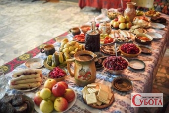 1548392 rizdvo skilki dovedetsya vitratiti na svyatkoviy stil