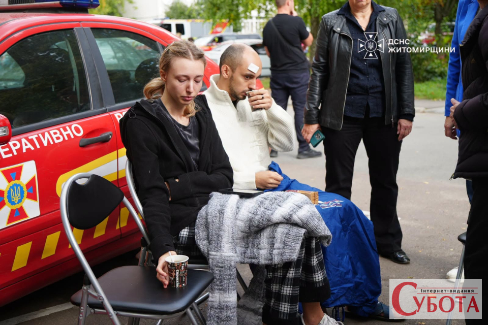 Пошкоджена багатоповерхівка та постраждала людина: наслідки удару по Бердичеву — фото 2