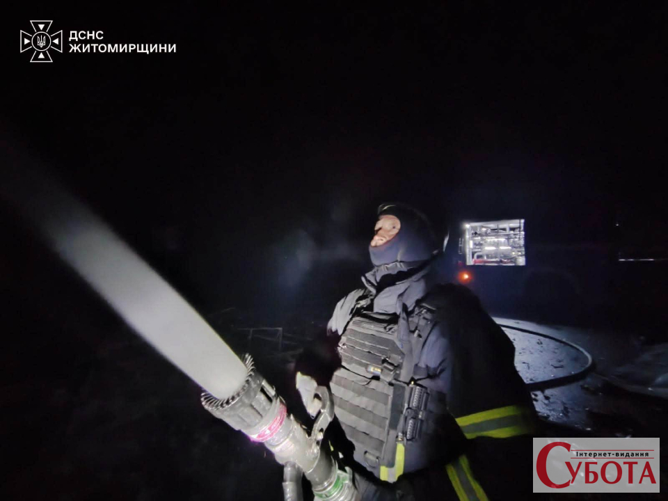 росіяни пошкодили супермаркет у Житомирському районі, вокзал в Овруцькій та колії в Олевській громадах — фото 3