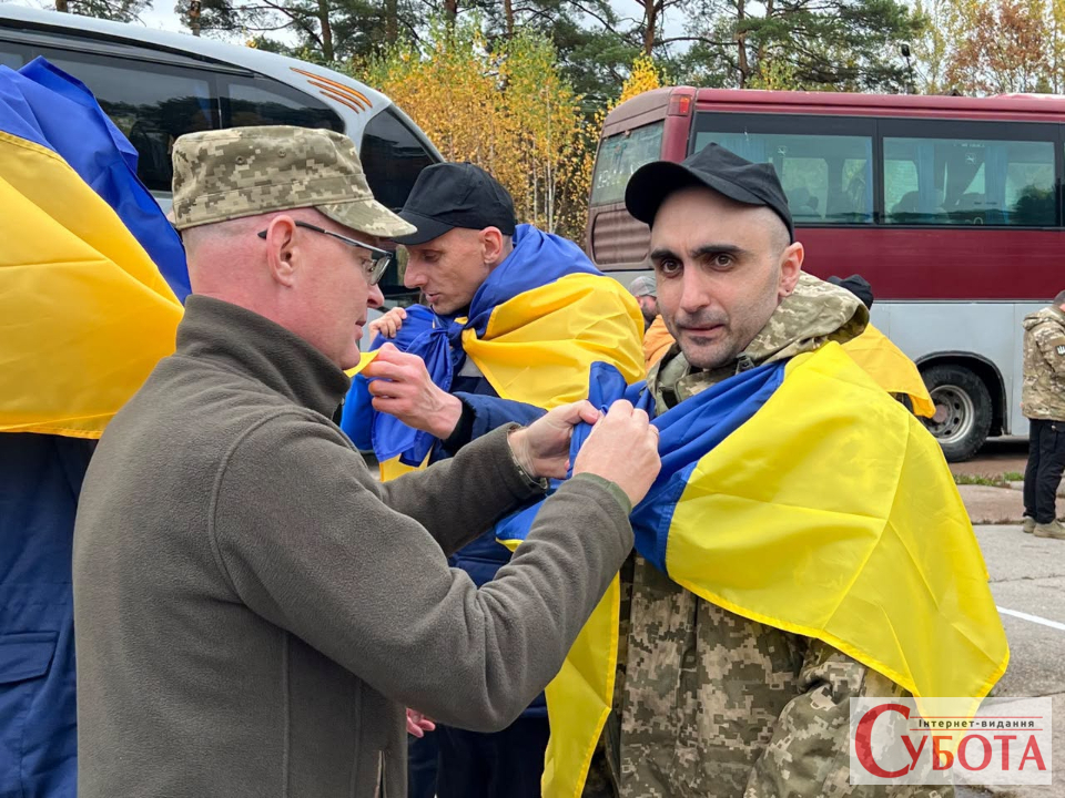 Із ворожого полону повернулися шестеро захисників із Житомирської області — фото 4