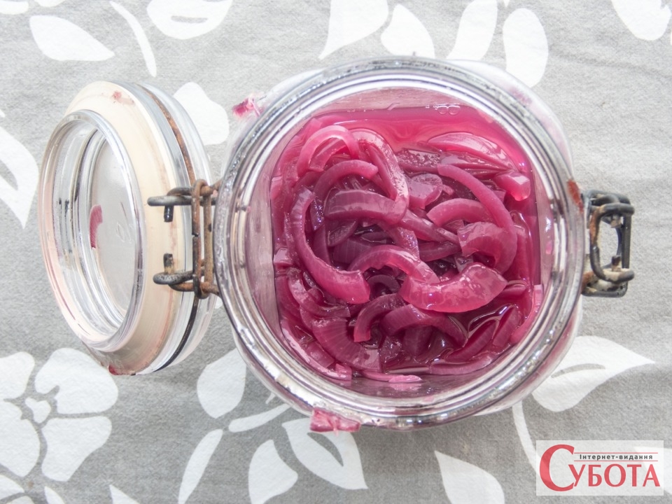 Pickled red onion in jar