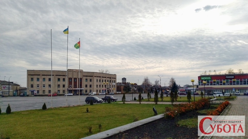 Центральна площа Романова в наші дні. Фото 2018 року: Іван Садовий