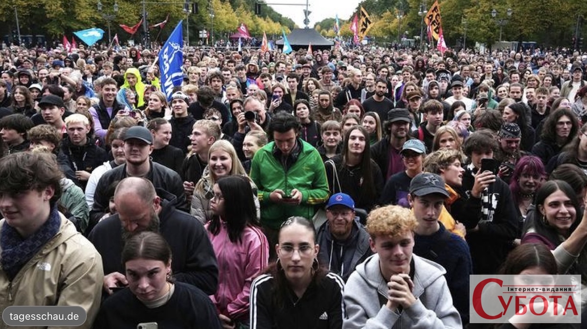 У Німеччині молодь вийшла проти призову й дорогого життя — у Гамбурзі палали барикади