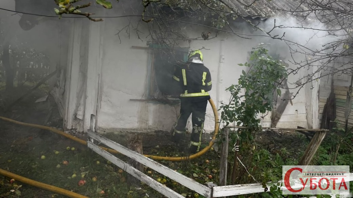 На Житомирщині в селі Варварівка загинув чоловік під час пожежі у власному будинку