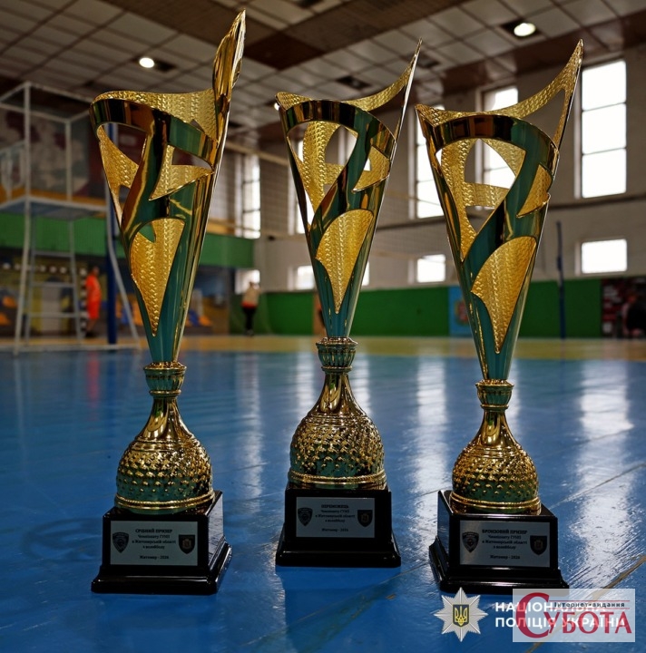 Команда Коростенського райуправління поліції виграла обласний чемпіонат із волейболу — фото 3