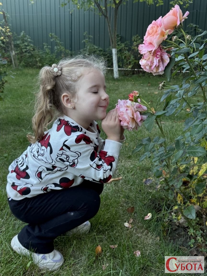 «Вона любила музику і танці»: родина 3-річної Емілії, яку поховали на Житомирщині, розповіла про донечку — фото 3